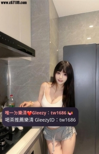 台南5000 秀秀 162.48.D.24歲 顏值高，身材豐腴，尤其是乳房和臀部