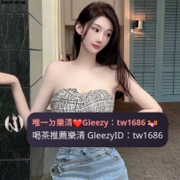 ➡️資訊：COCO 168cm C 53kg 26歲  ➡️職業：現役空姐