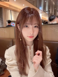 年齡：23歲  體重：44kg  身高：162cm  罩杯：Dcup  出身：日本